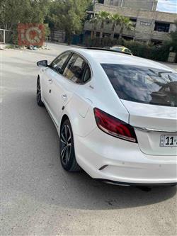 ئێم جی 6